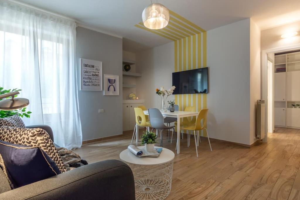 Ginger-a Due Passi Dal Centro Di Con Posto Auto Apartamento Siena